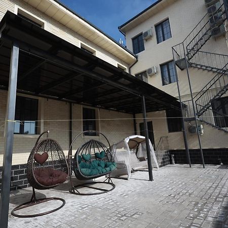 Ideal Hotel Νούκους Εξωτερικό φωτογραφία