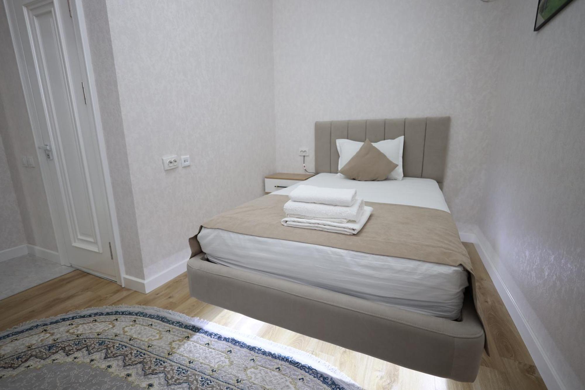 Ideal Hotel Νούκους Εξωτερικό φωτογραφία