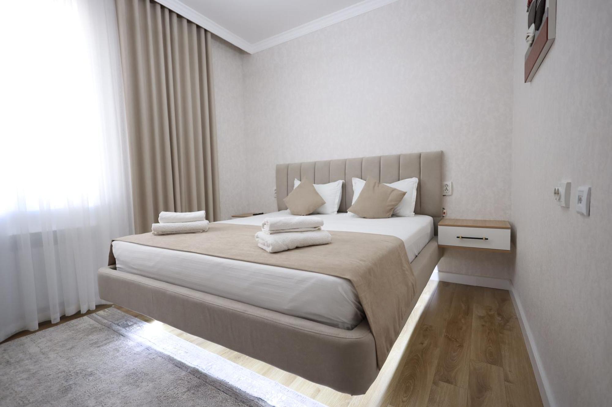 Ideal Hotel Νούκους Εξωτερικό φωτογραφία