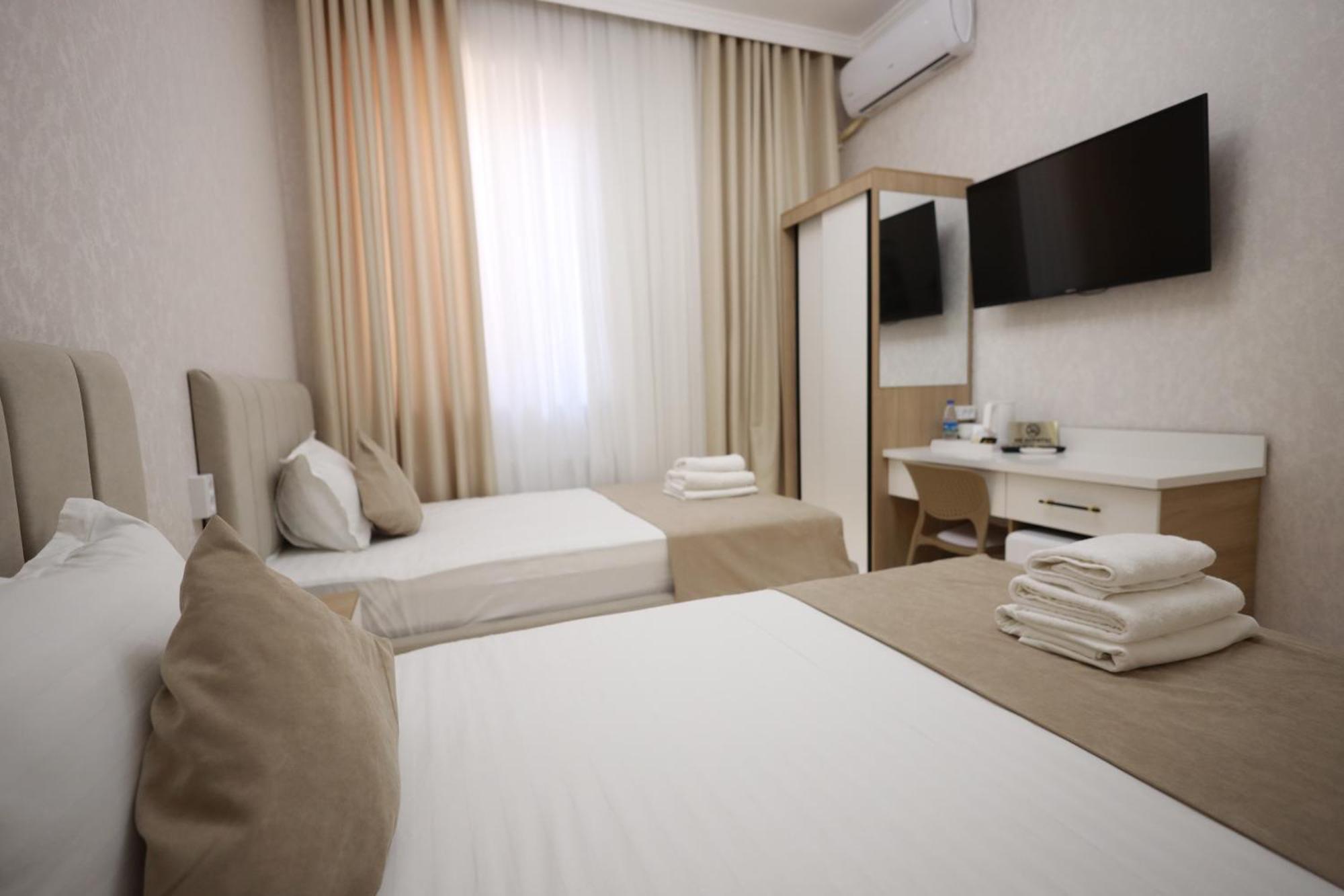Ideal Hotel Νούκους Εξωτερικό φωτογραφία